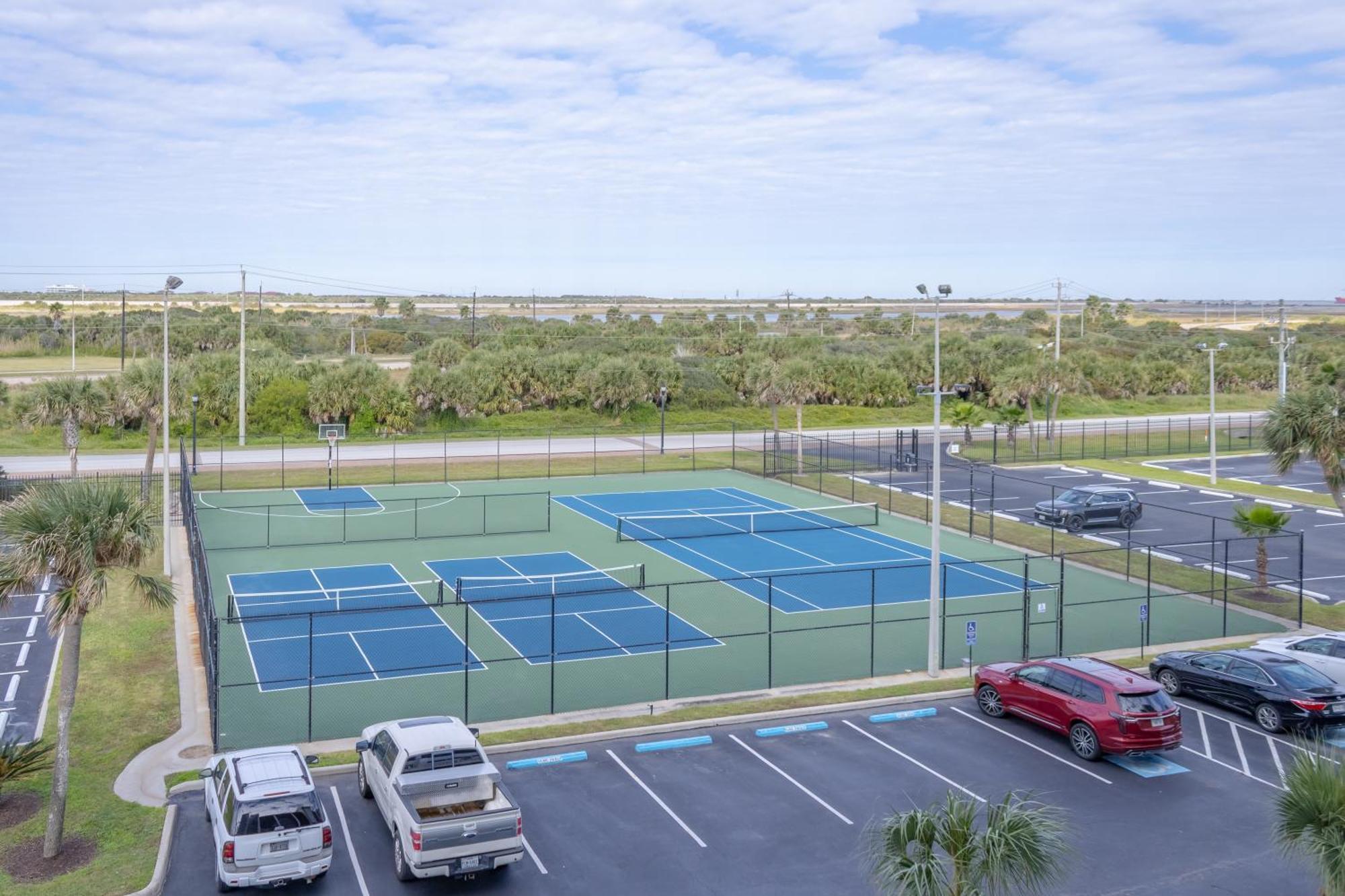 Islander East Condominiums Galveston Exteriör bild